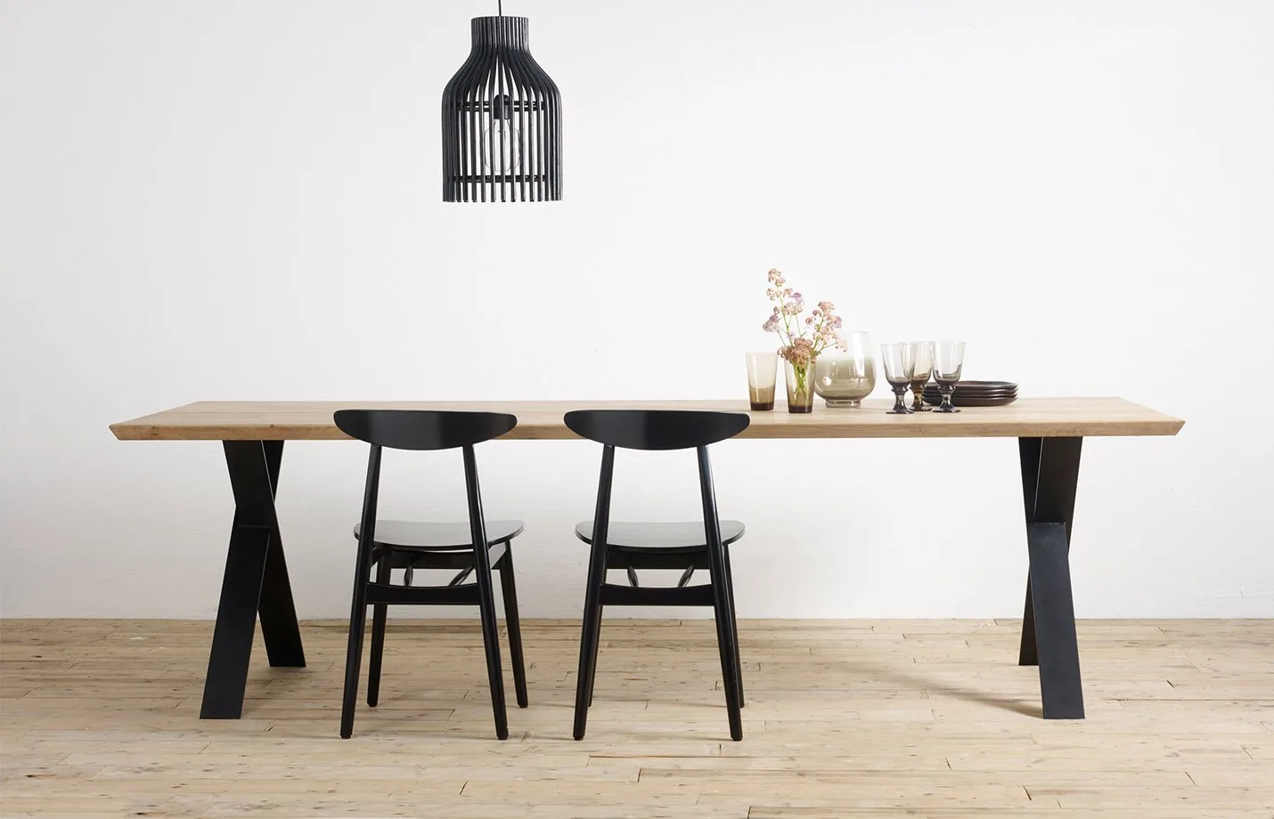 teo dining chair lifestyle